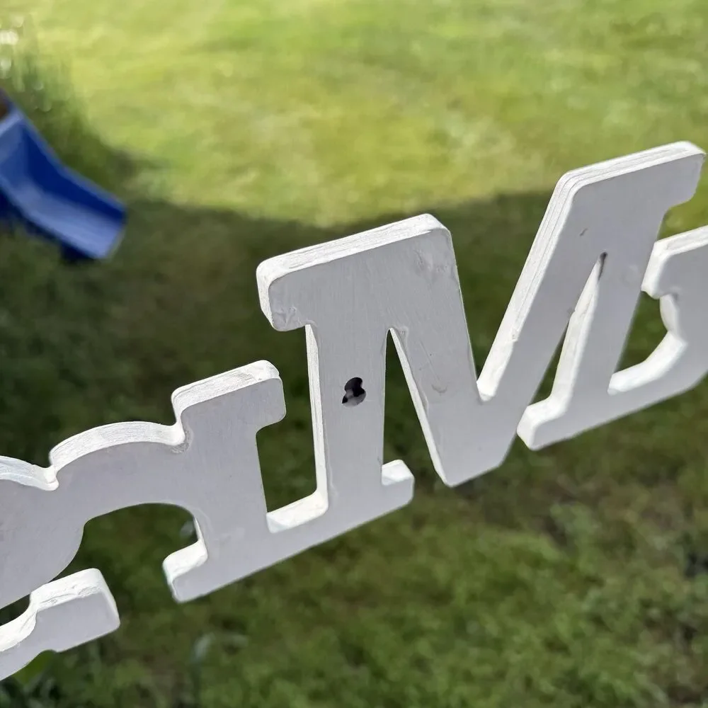 Wooden Mr & Mrs Hanging Wedding Sign White Rustic Twine Bridal Shower Decor
